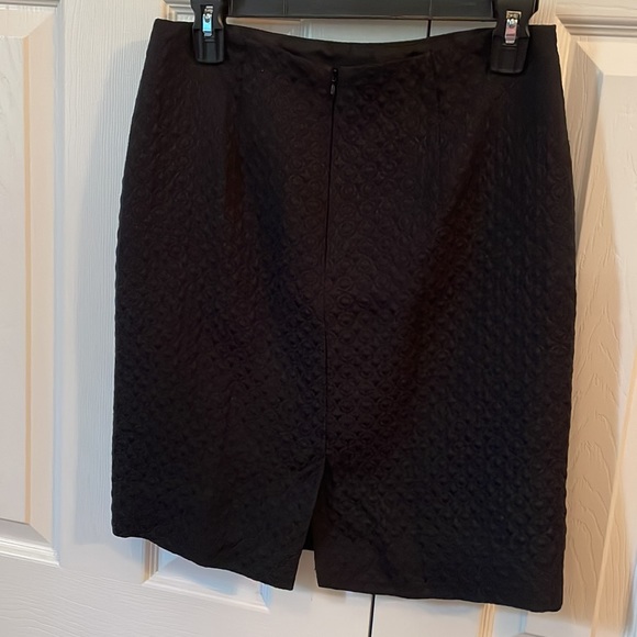 Banana republic skirt - Picture 2 of 3